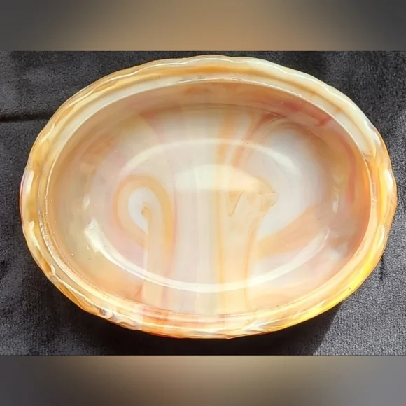 Hen On Nest Slag Glass Glow - Picture 7 of 12